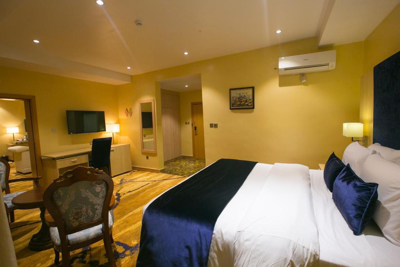 Bon Hotel Elvis Mobushipe エクステリア 写真